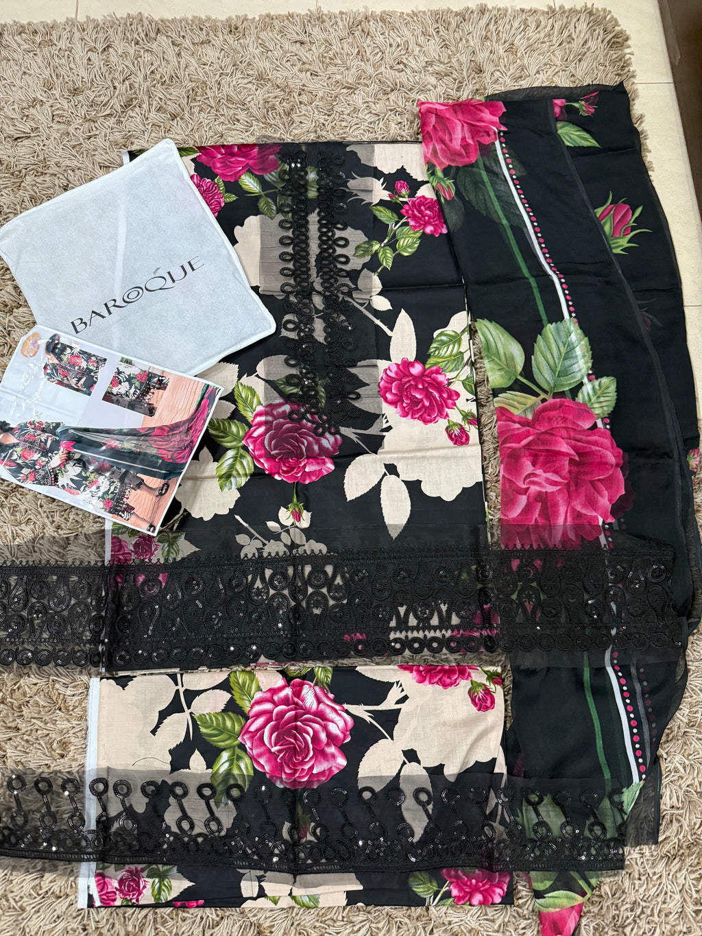 Baroque EMBROIDERED LAWN UF-532