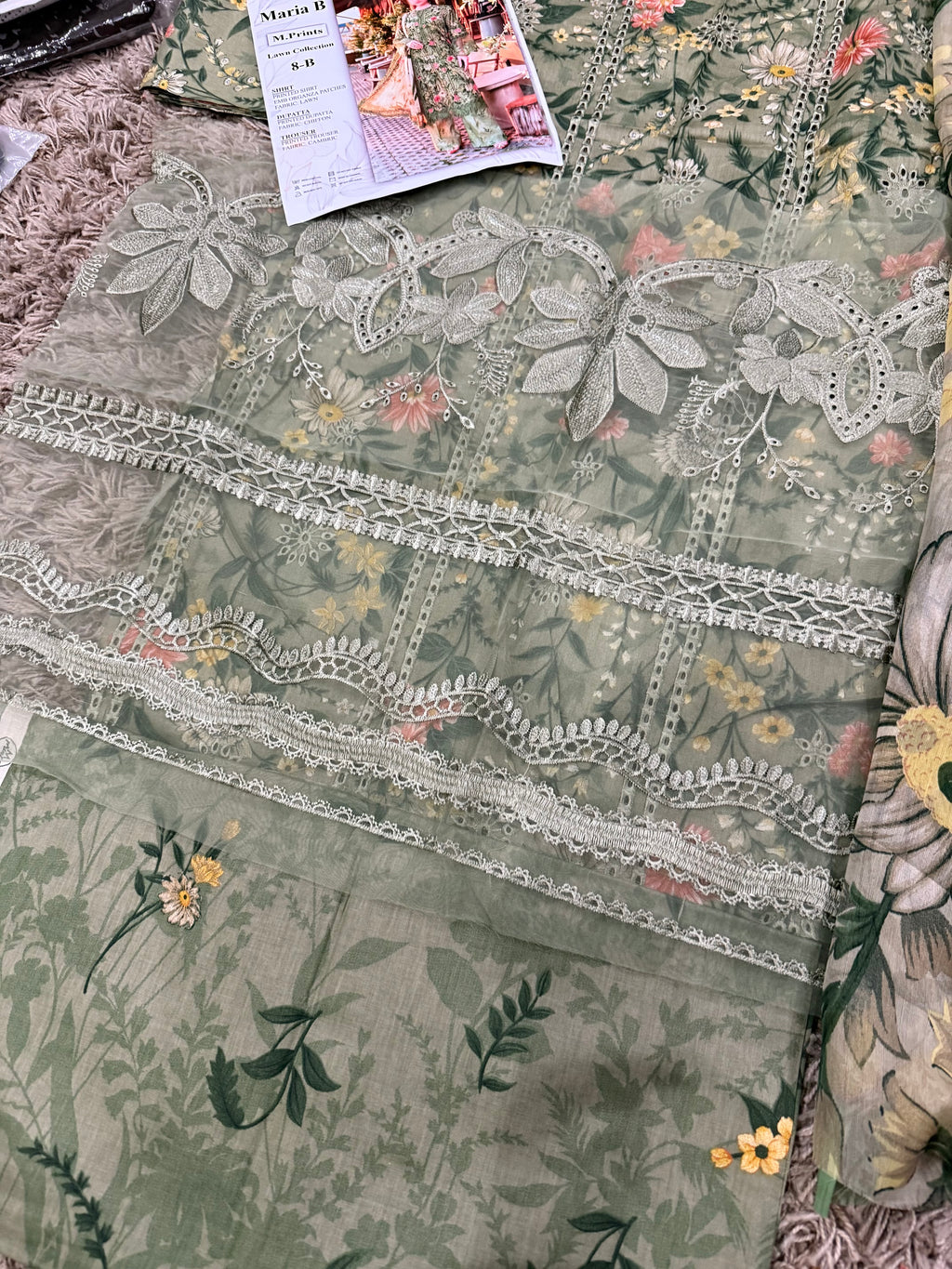 Maria.B MPrints Embroidered Lawn Unstitched 3Pc Suit
